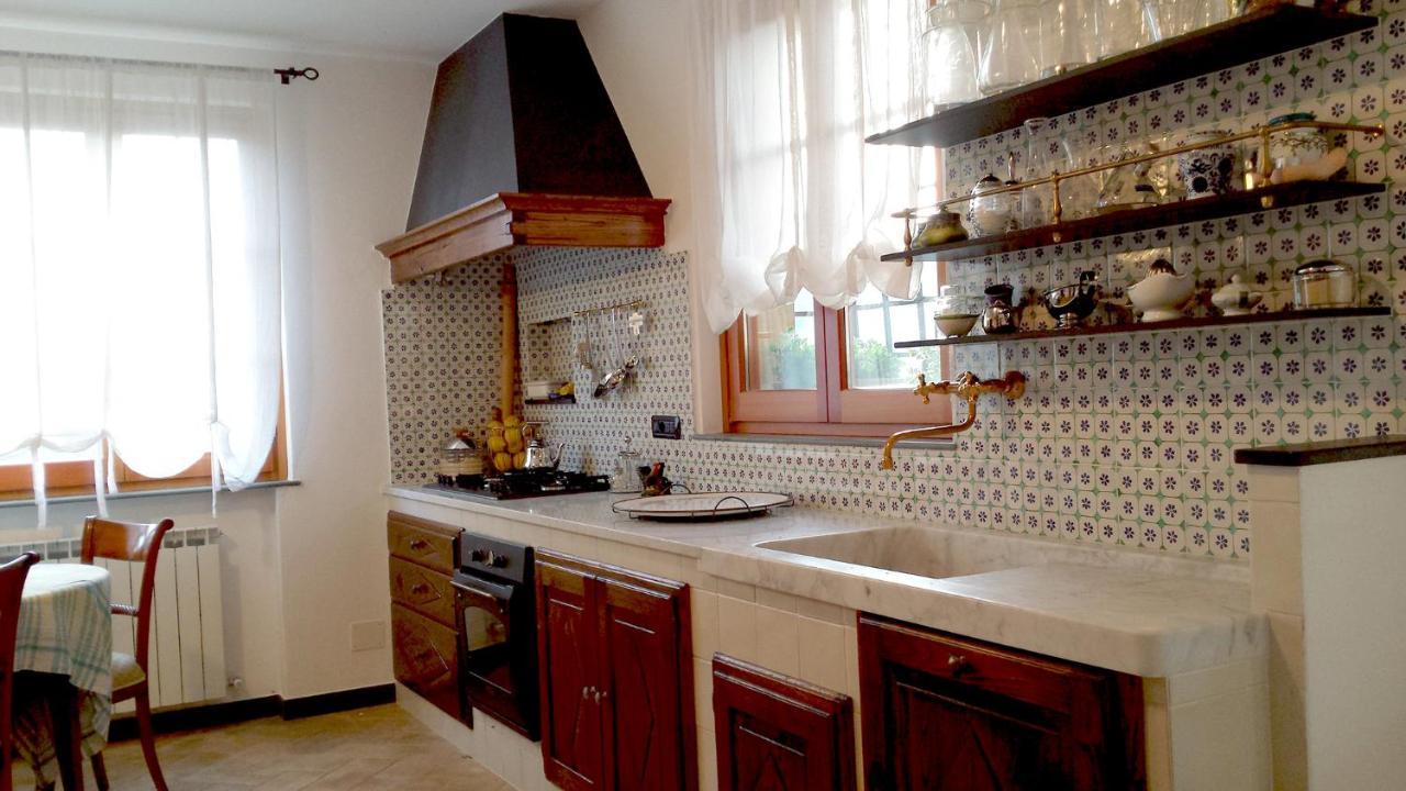 Elsa House Bed and Breakfast Mezzanego Εξωτερικό φωτογραφία